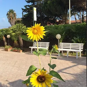  Bed & Breakfast Fiori Gialli Caucana