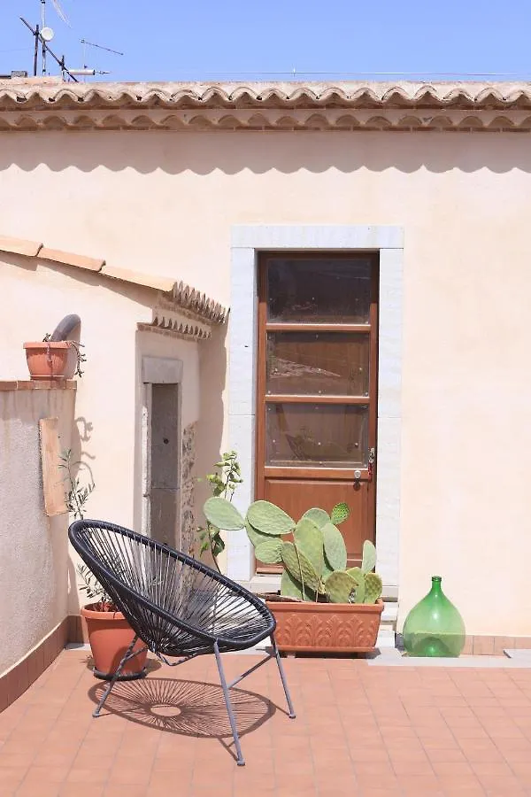 Due Sicilie Maison De Charme Casalvecchio Siculo Bed & Breakfast