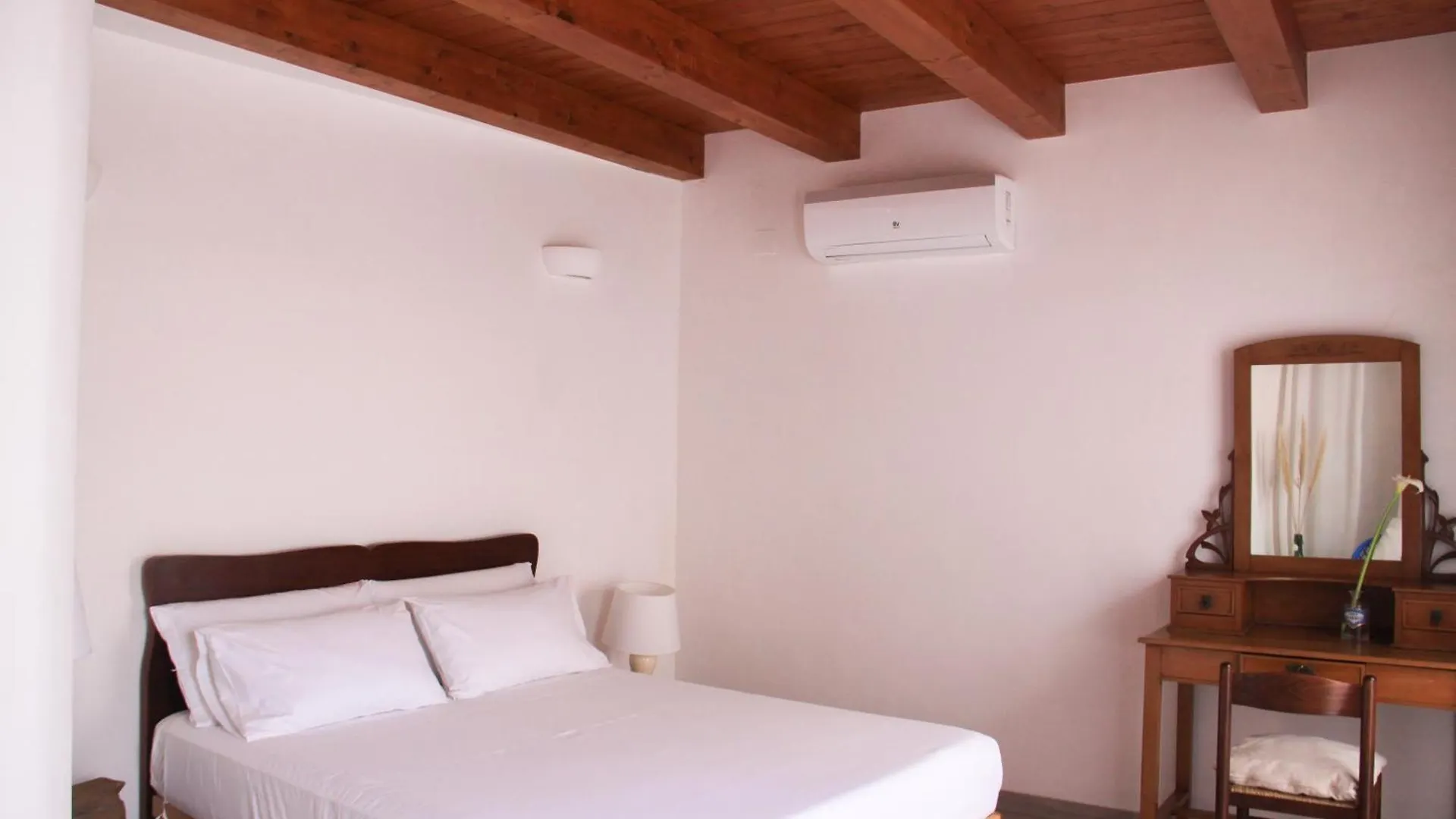 Bed & Breakfast Due Sicilie Maison De Charme Casalvecchio Siculo