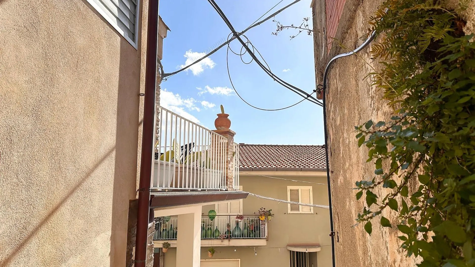 Bed & Breakfast Due Sicilie Maison De Charme Casalvecchio Siculo Italy