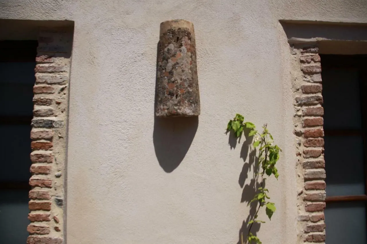 Due Sicilie Maison De Charme Bed & Breakfast Casalvecchio Siculo